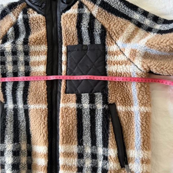 Burberry teddy jacket - Picture 9 of 12